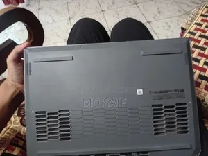 Laptop Lenovo LOQ 15AHP10 24GB Intel Core i5 SSD 512GB