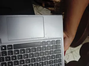 Laptop Lenovo LOQ 15AHP10 24GB Intel Core i5 SSD 512GB