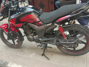 Hero Hunk 2022 Black