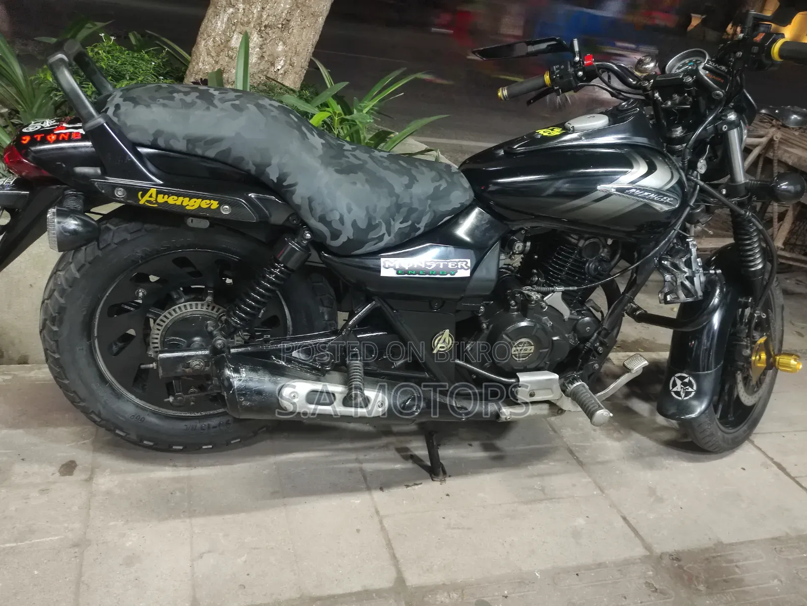 Bajaj Avenger 160 Street 2022 Black