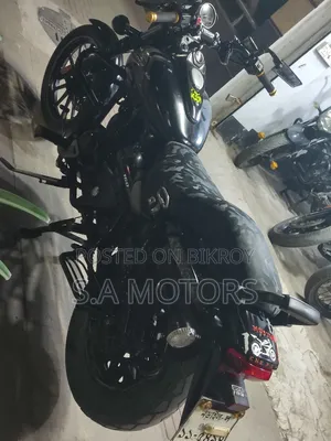 Bajaj Avenger 160 Street 2022 Black