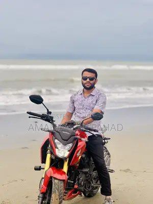 হোন্ডা হর্নেট ২.০ ২০২৪ লাল