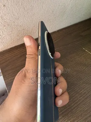 Realme 12 Pro+ 256 GB Blue