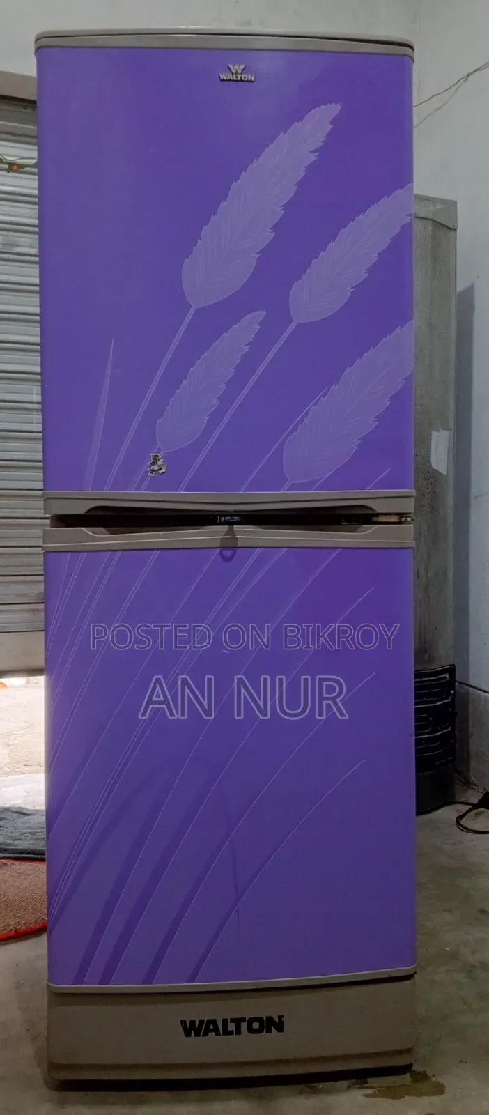 Walton company fridge will be sold.