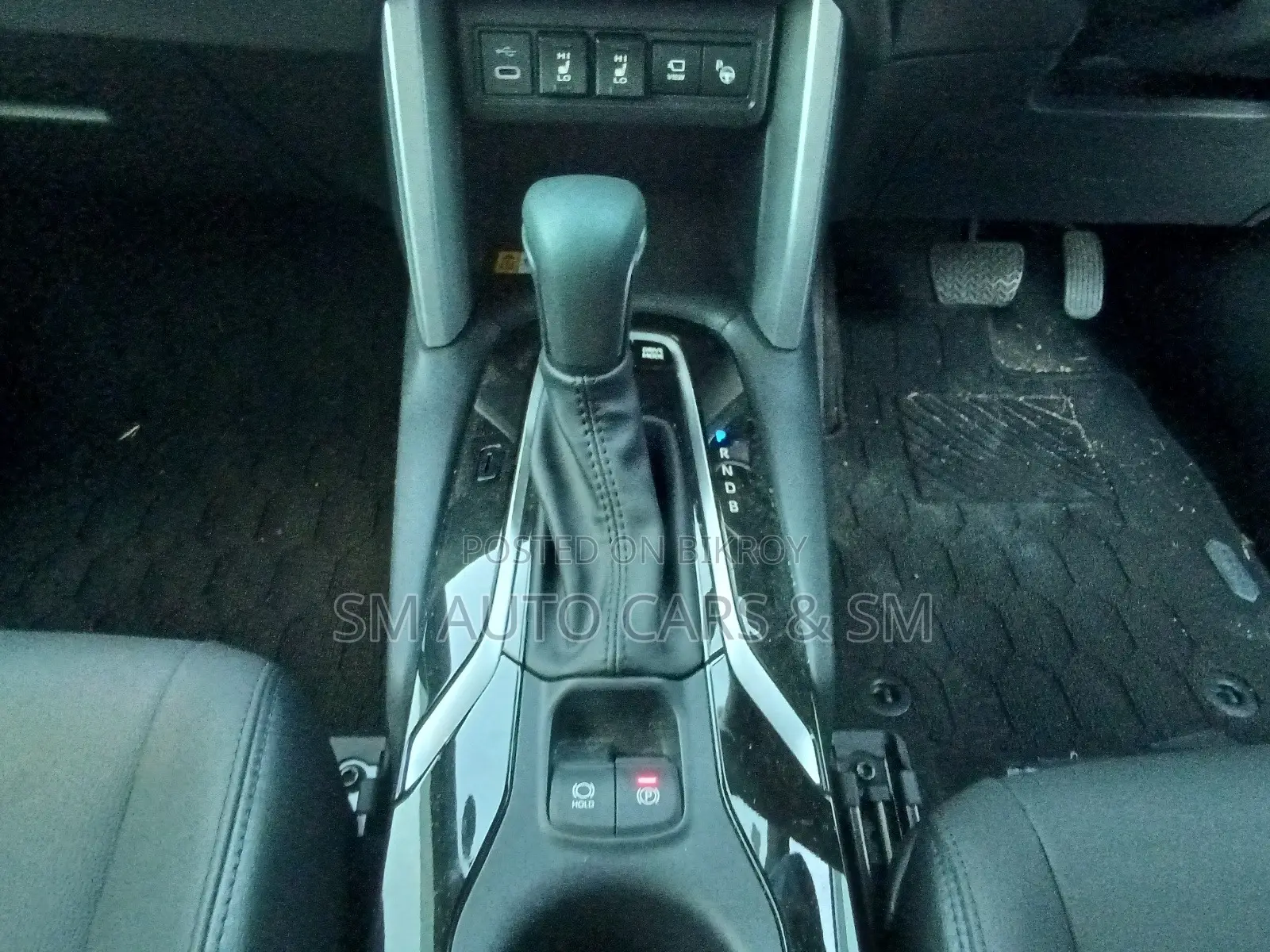 Toyota Corolla Cross 2024 Pearl