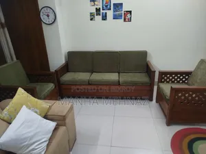 ক্লাসিক সোফা সেট