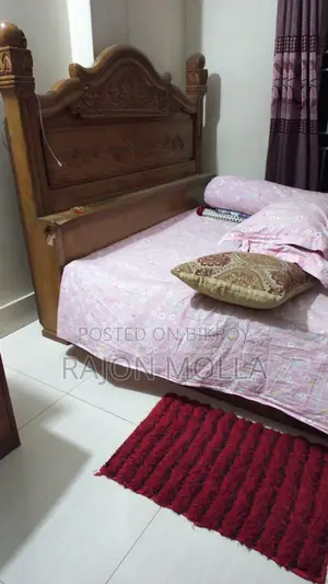 5 feet by 7 feet neem wood bed for sale