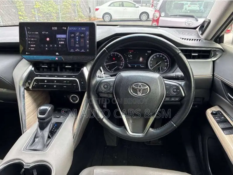 Toyota Harrier 2021 Red