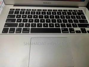 ল্যাপটপ অ্যাপল ম্যাকবুক এয়ার ২০১৭ ৮জিবি ইন্টেল কোর আই৫ এসএসডি ২৫৬জিবি