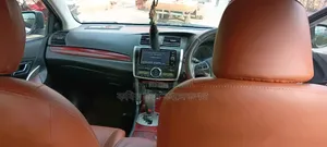 টয়োটা অ্যালিওন ২০১০ কালো
