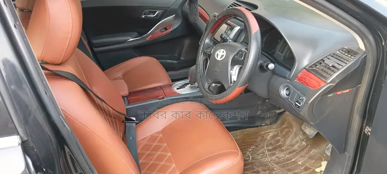 টয়োটা অ্যালিওন ২০১০ কালো