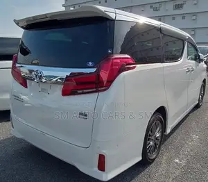 Toyota Alphard 2022 Pearl