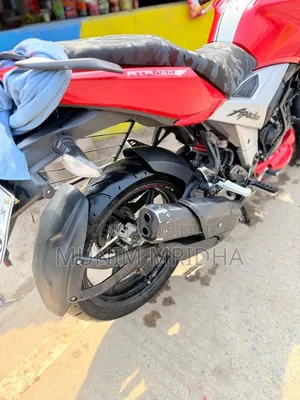 TVS Apache 160 4V 2023 Red