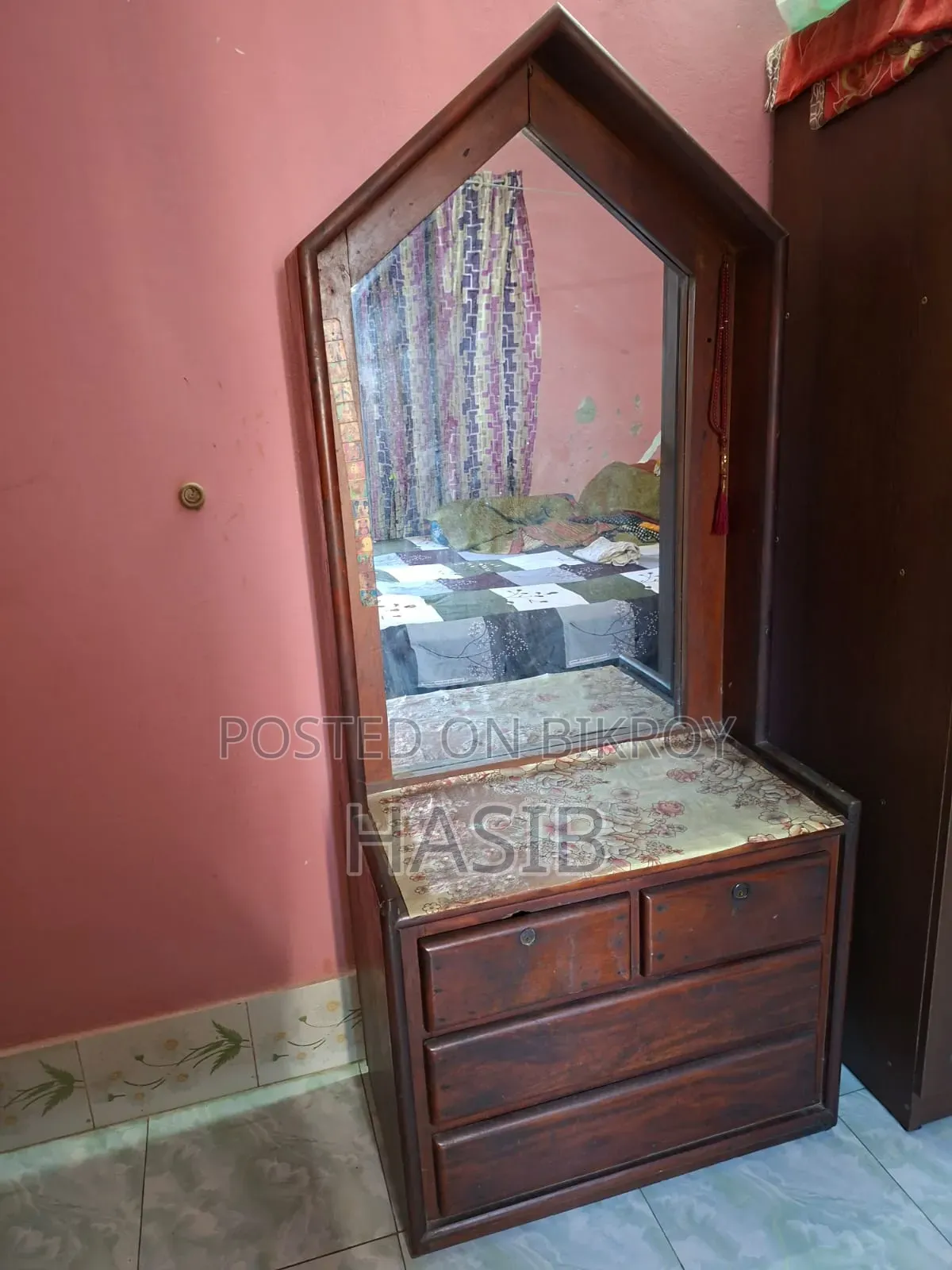 Dressing Table (Made of Jackfruit Wood)