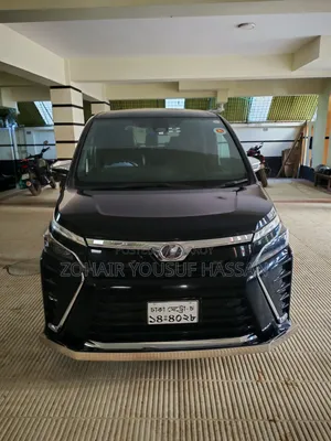 Toyota Voxy ZS Kirameki II 2WD 7-Seater 2020 Black