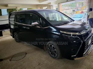 Toyota Voxy ZS Kirameki II 2WD 7-Seater 2020 Black