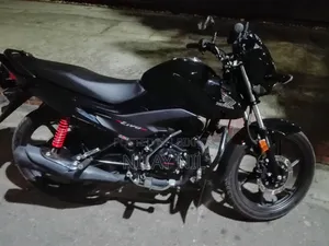 হোন্ডা লিভো ২০১৮ কালো
