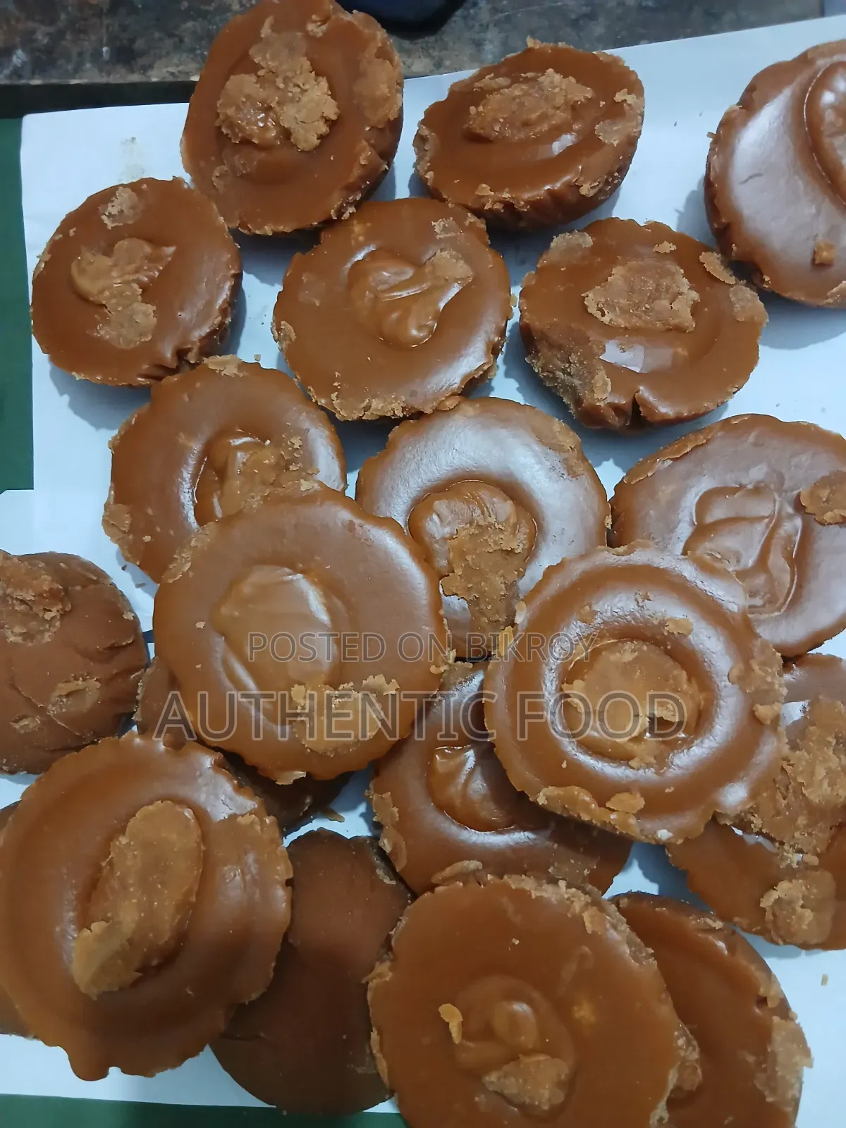 ১০০% খাঁটি গুড়