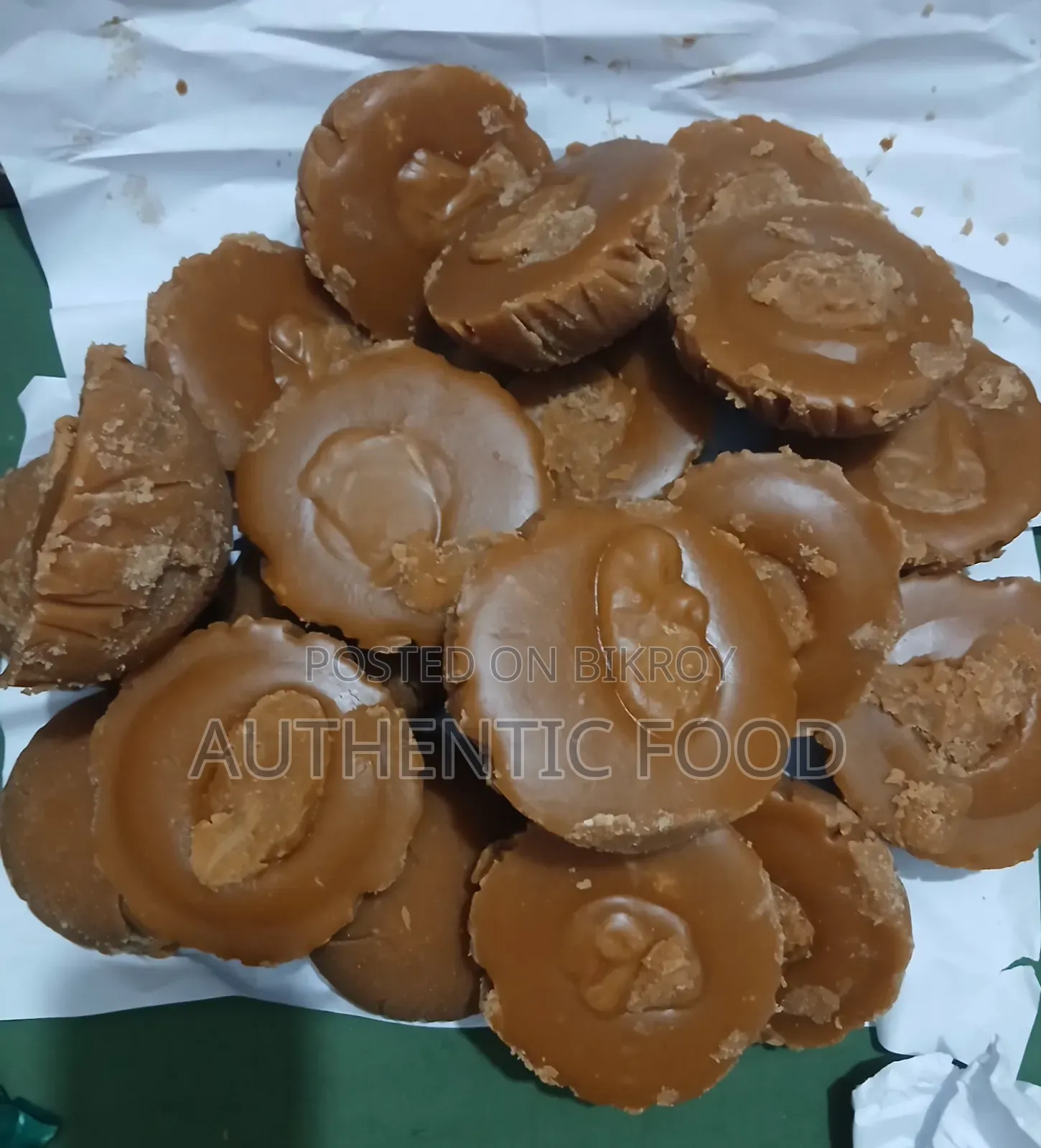 ১০০% খাঁটি গুড়
