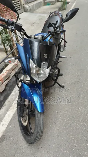 Yamaha 2010 Blue