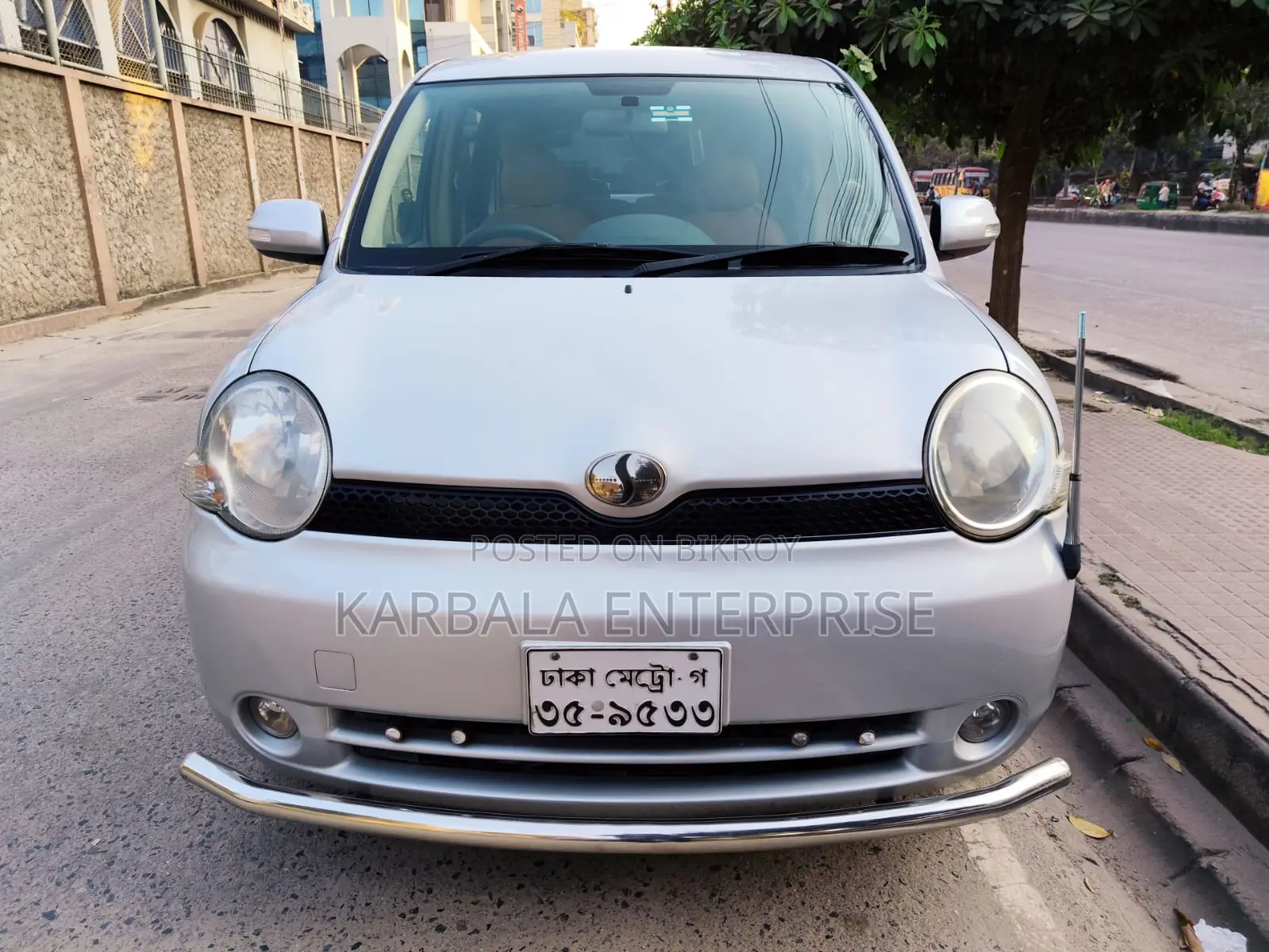 Toyota Sienta 1.5 FWD 2008 Silver