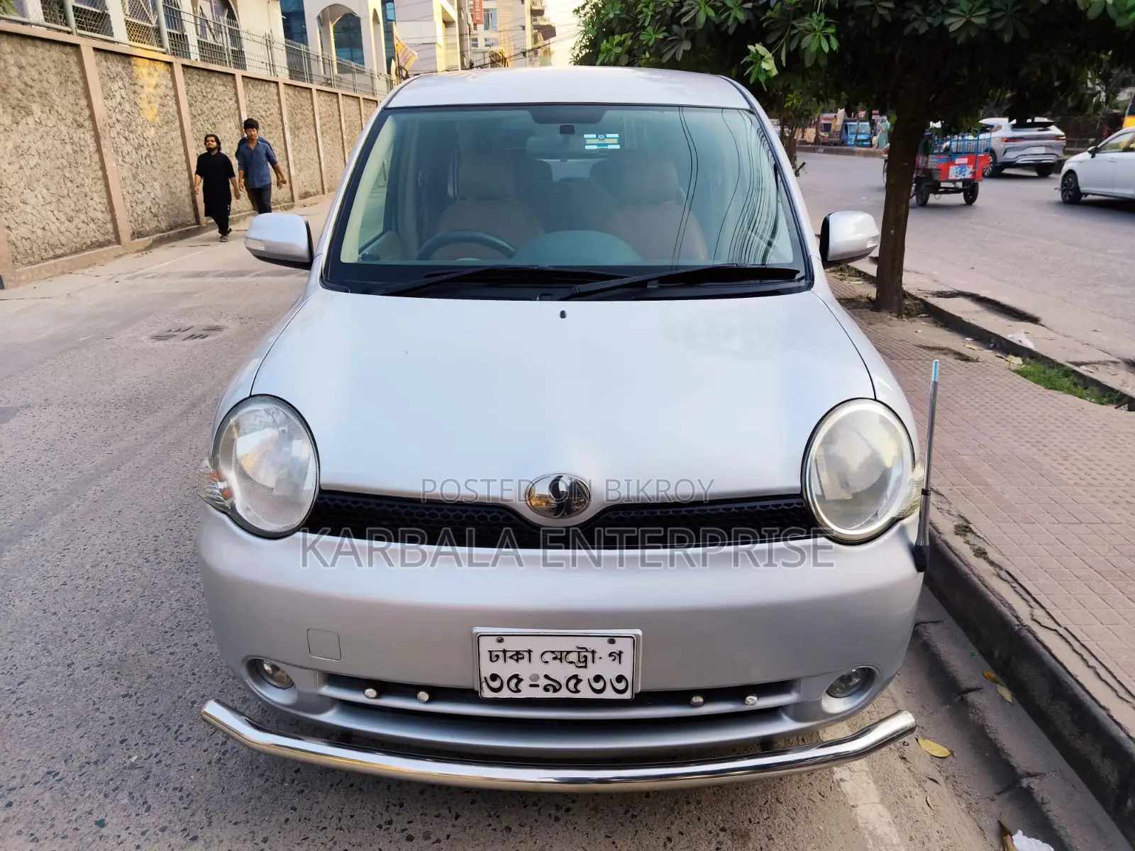 Toyota Sienta 1.5 FWD 2008 Silver