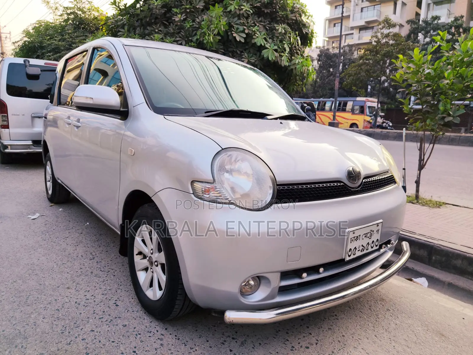 Toyota Sienta 1.5 FWD 2008 Silver