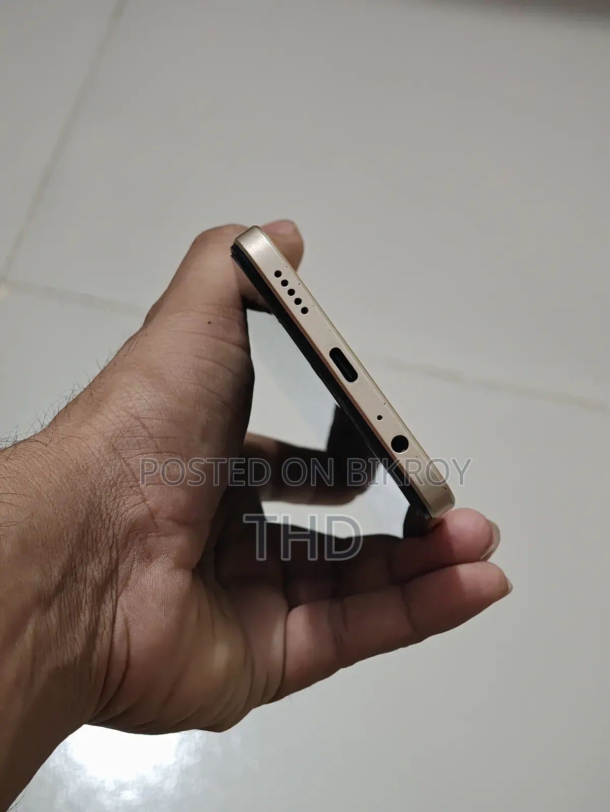 Vivo T2x 128 GB Gold