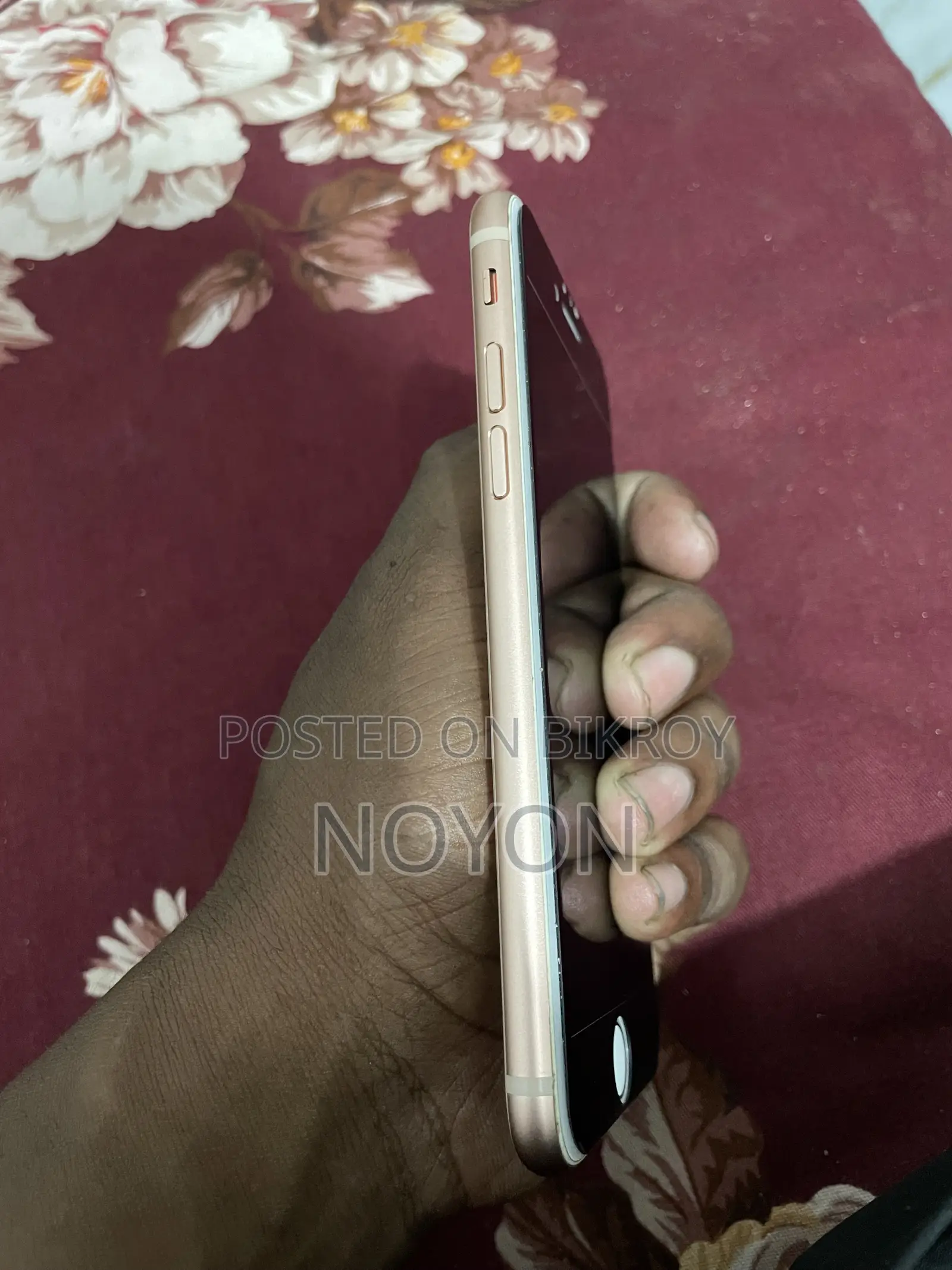 অ্যাপল আইফোন ৮ ৬৪ জিবি গোল্ড