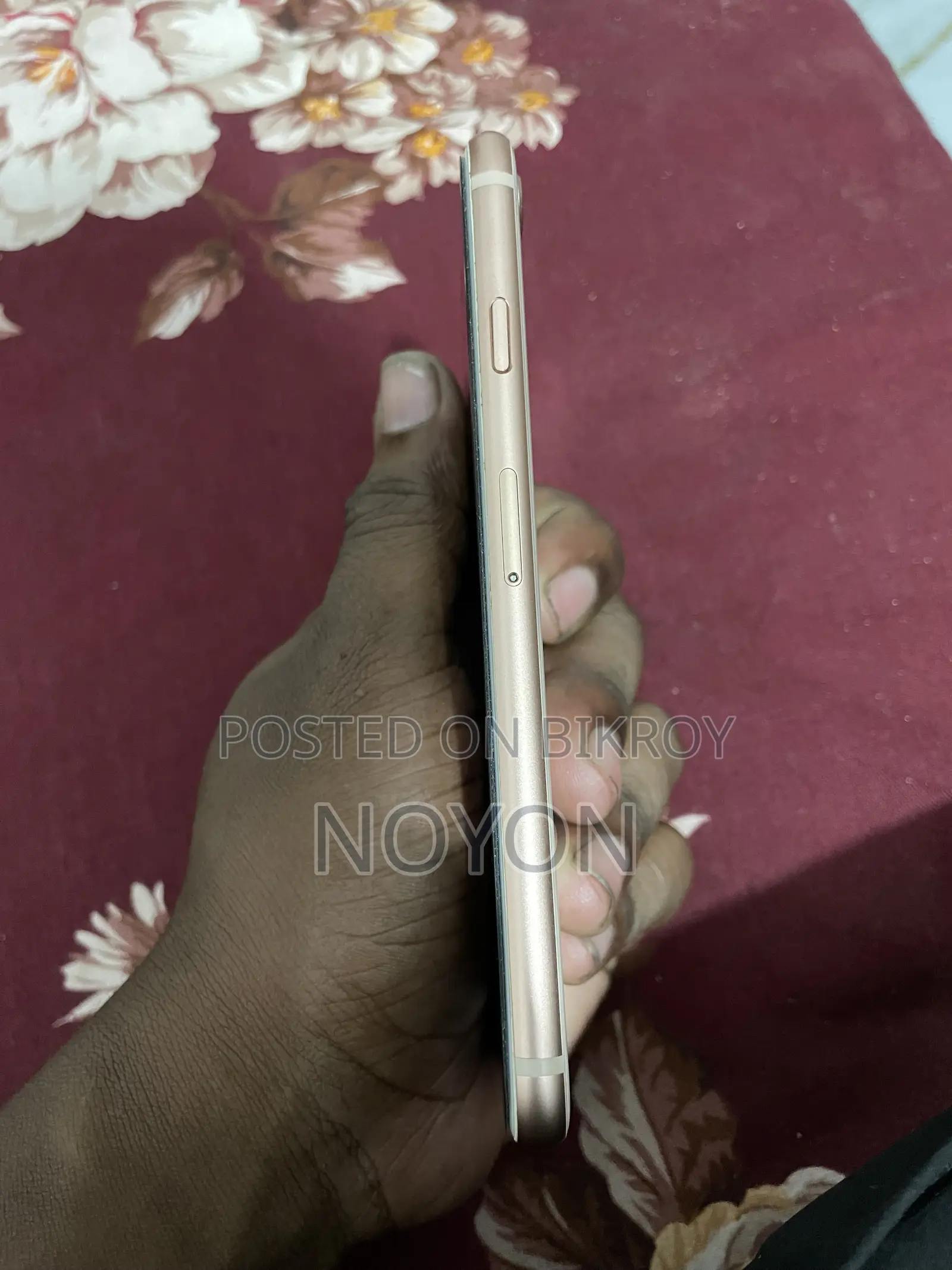 অ্যাপল আইফোন ৮ ৬৪ জিবি গোল্ড