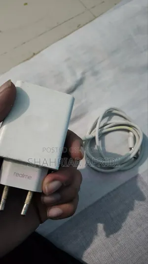 অরজিনাল রিয়েলমি অ্যাডাপ্টার ২৫ ওয়াট