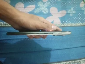 Tecno Spark 30 Pro 128 GB