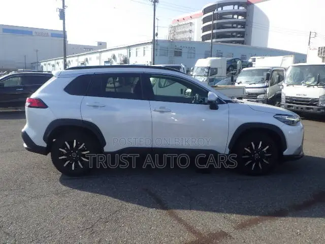 Toyota Corolla Cross 2022 Pearl