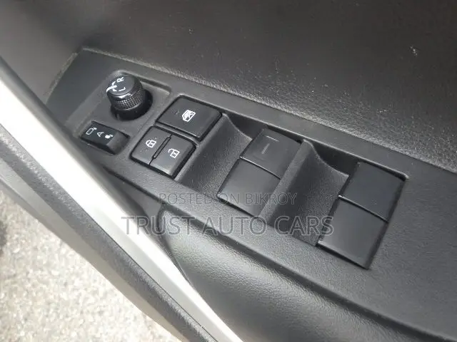 Toyota Corolla Cross 2022 Pearl