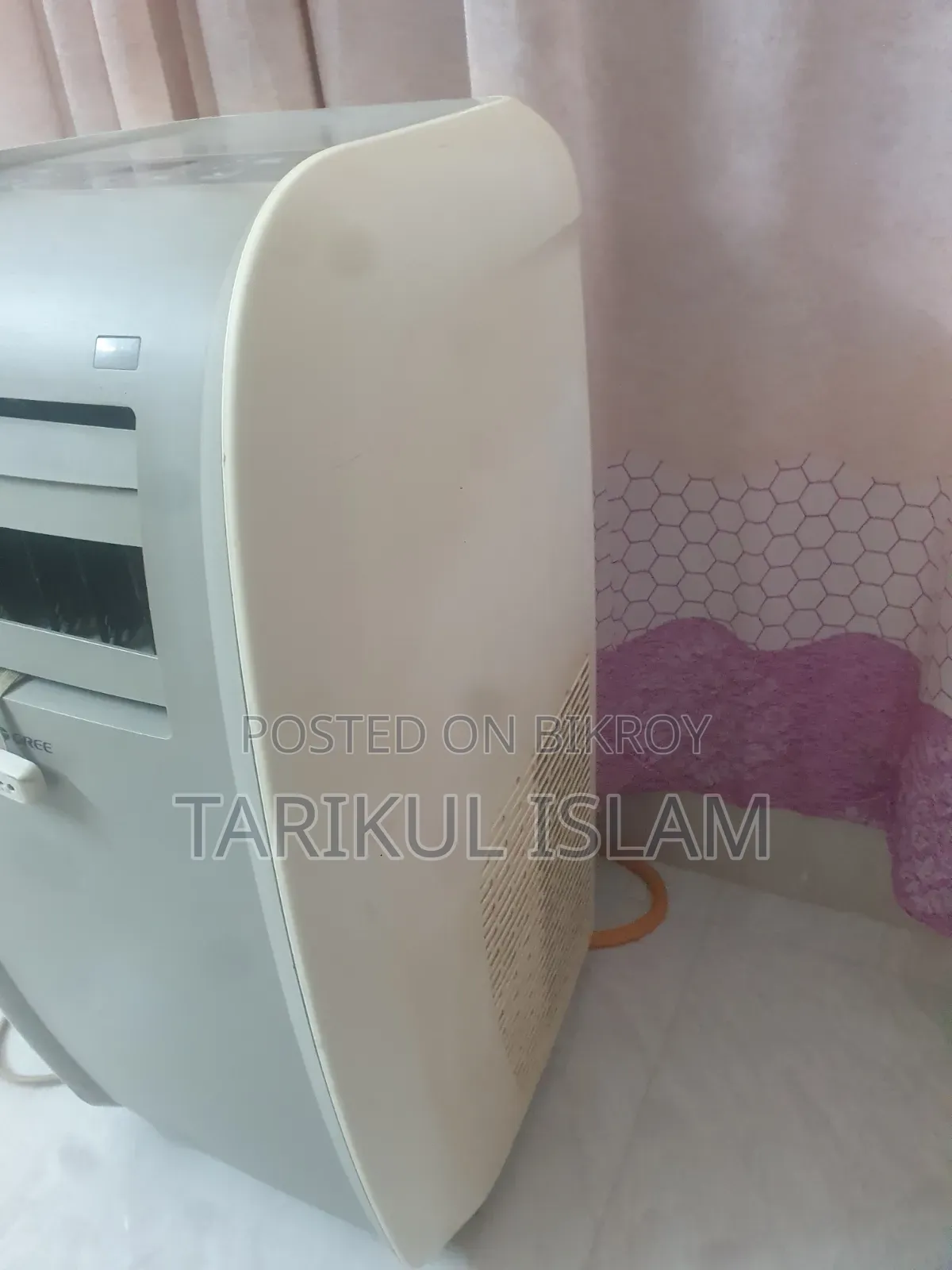​Gree Portable AC / Standing AC (চমৎকার ঠাণ্ডা করে)