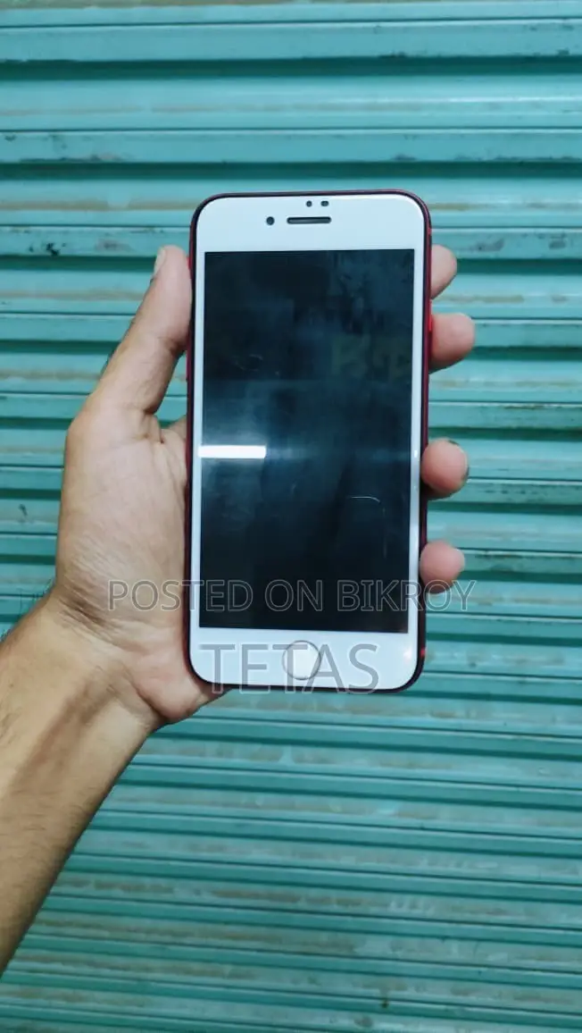অ্যাপল আইফোন এসি (২০২০) ২৫৬ জিবি রেড