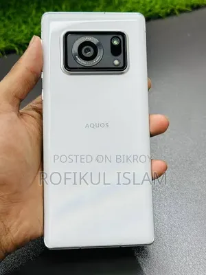 শার্প ১২৮ জিবি হোয়াইট