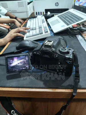 ক্যানন ইওএস ৬০০ডি ডিএসএলআর ক্যামেরা