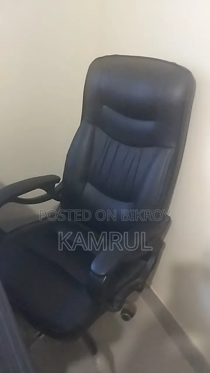 Table & Chair