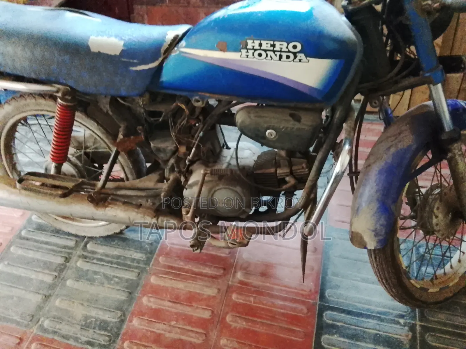 Hero Hunk 2025 Blue