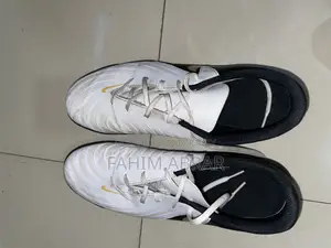 নাইক ফ্যানটম জিএক্স ২ এ গ্রেড