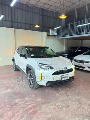 Toyota Yaris Cross 1.5 Hybrid FWD 2021 Pearl