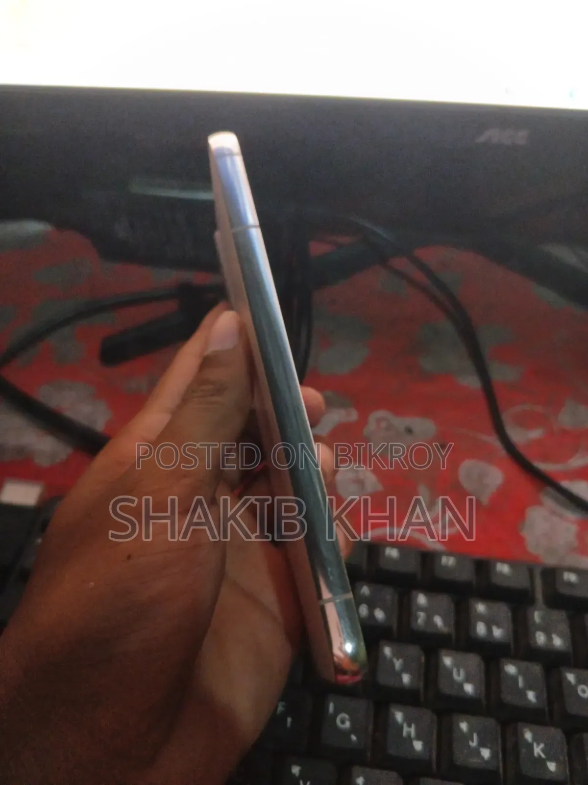 স্যামসাং গ্যালাক্সি এস২২ ৫জি ২৫৬ জিবি সোনালী