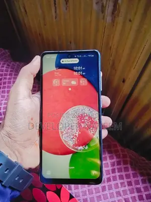 স্যামসাং গ্যালাক্সি এ৫২এস ৫জি ১২৮ জিবি নীল