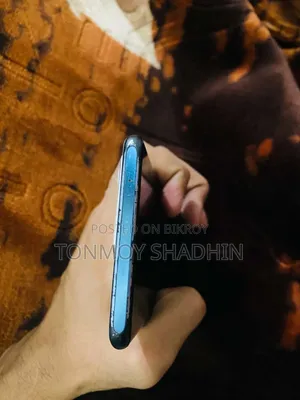 ভিভো ভি২৭ প্রো ১২৮ জিবি হোয়াইট