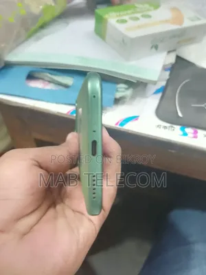 ইনফিনিক্স নোট এজ ২৫৬ জিবি গ্রিন