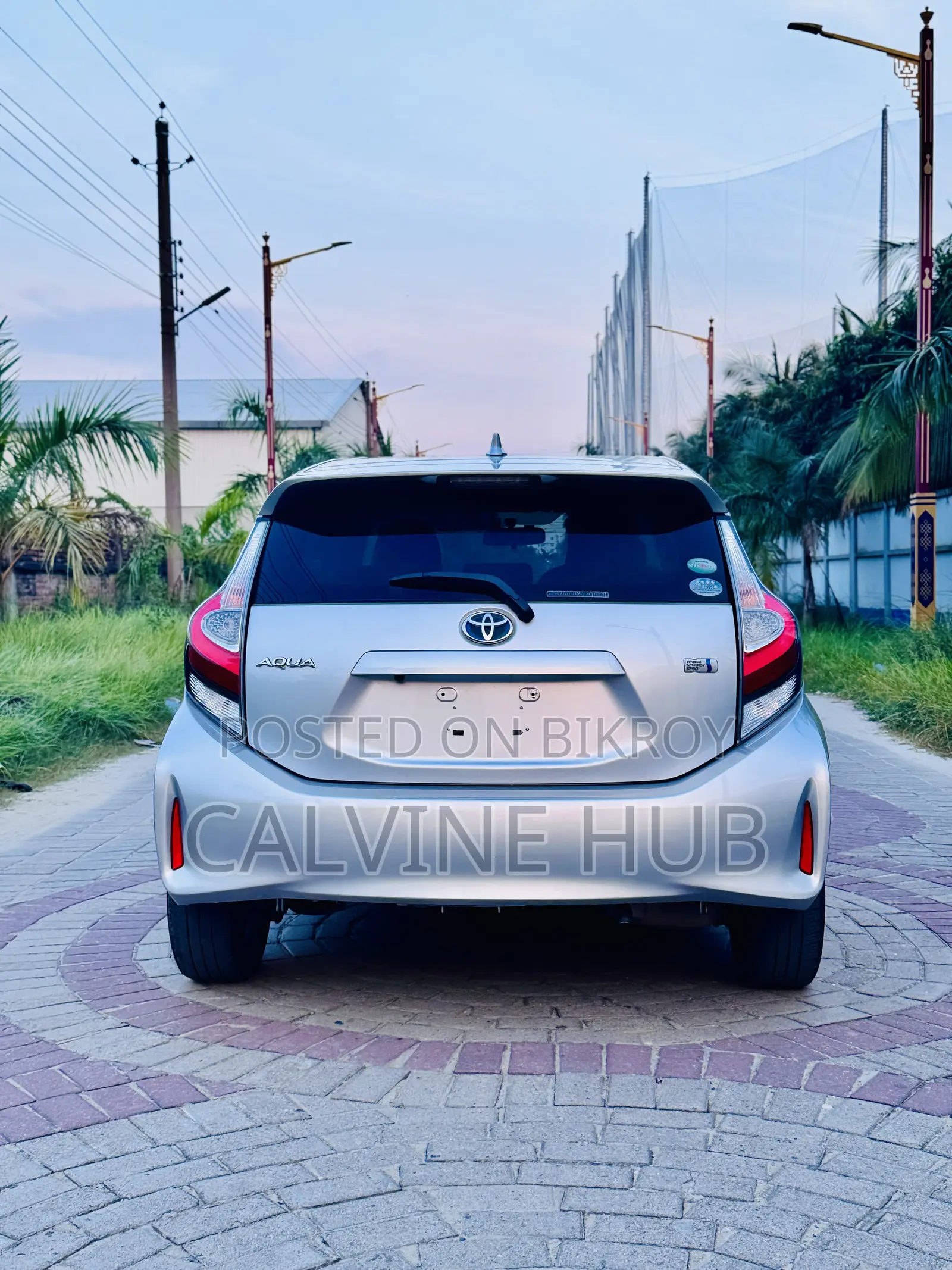 Toyota Aqua 2018 Silver