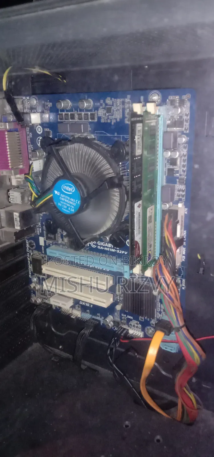 Gigabyte GA-H110MSTX-HD3-ZK 8GB Intel Core i3 SSD 256GB