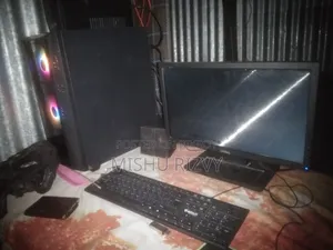 Gigabyte GA-H110MSTX-HD3-ZK 8GB Intel Core i3 SSD 256GB