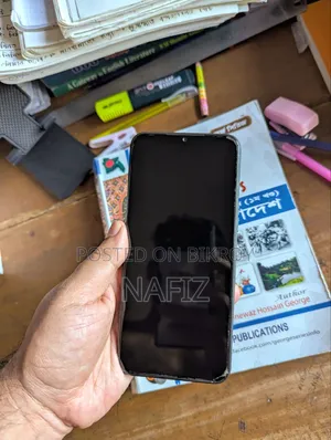 Tecno Spark 8C 64 GB Gray
